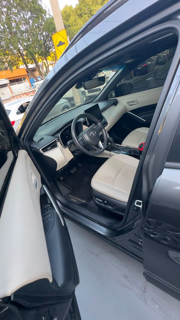 TOYOTA COROLLA — foto 7