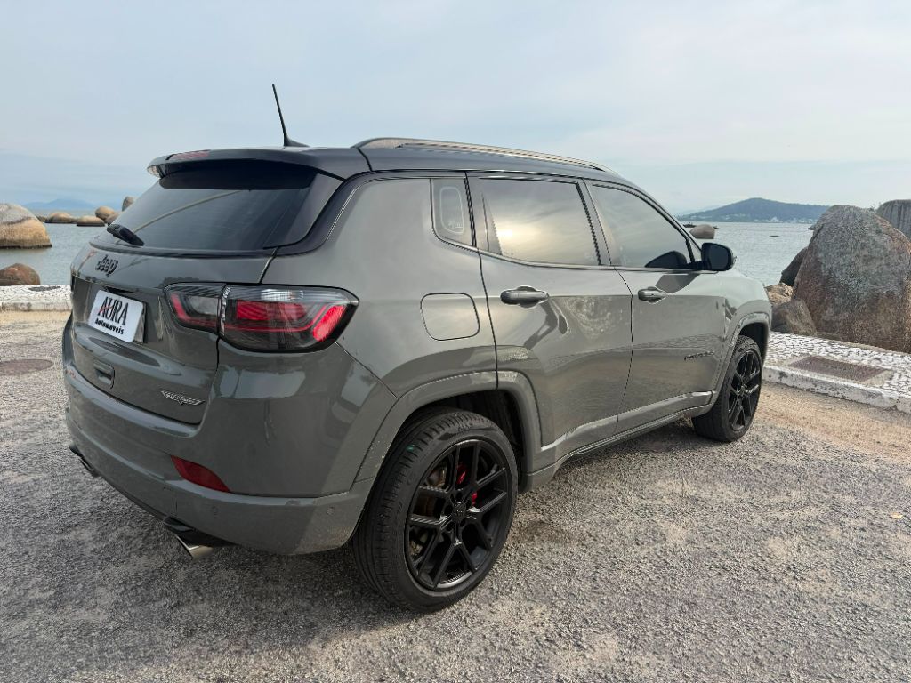 COMPASS Black Hurricane 2.0 4x4 TB Aut. — foto 4