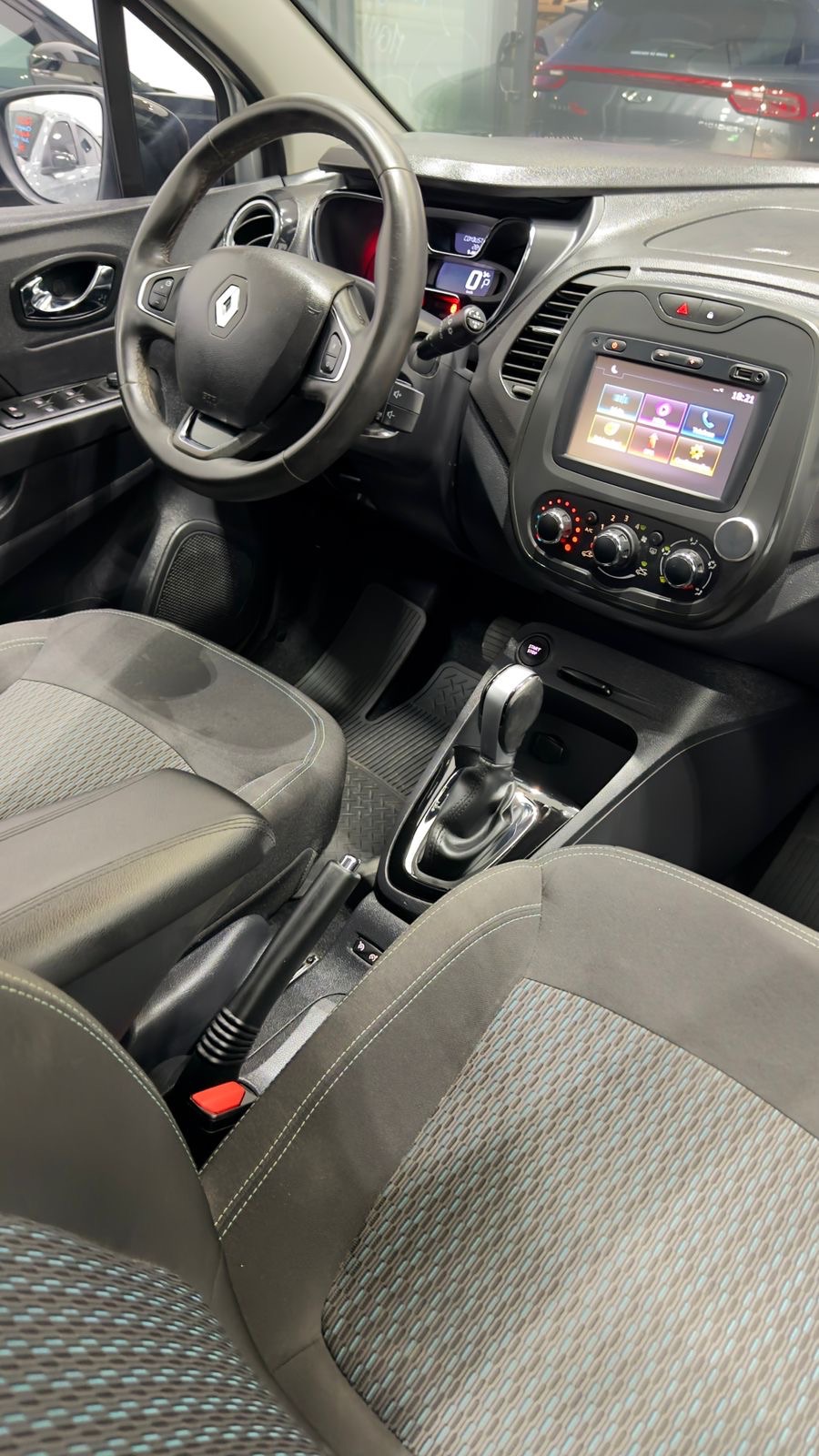 CAPTUR Life 1.6 16V Flex 5p Aut. — foto 7