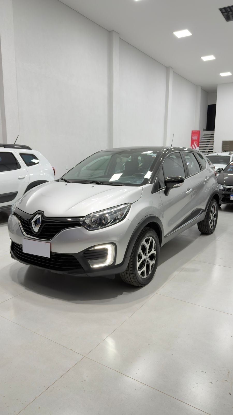 CAPTUR Life 1.6 16V Flex 5p Aut. — foto 1