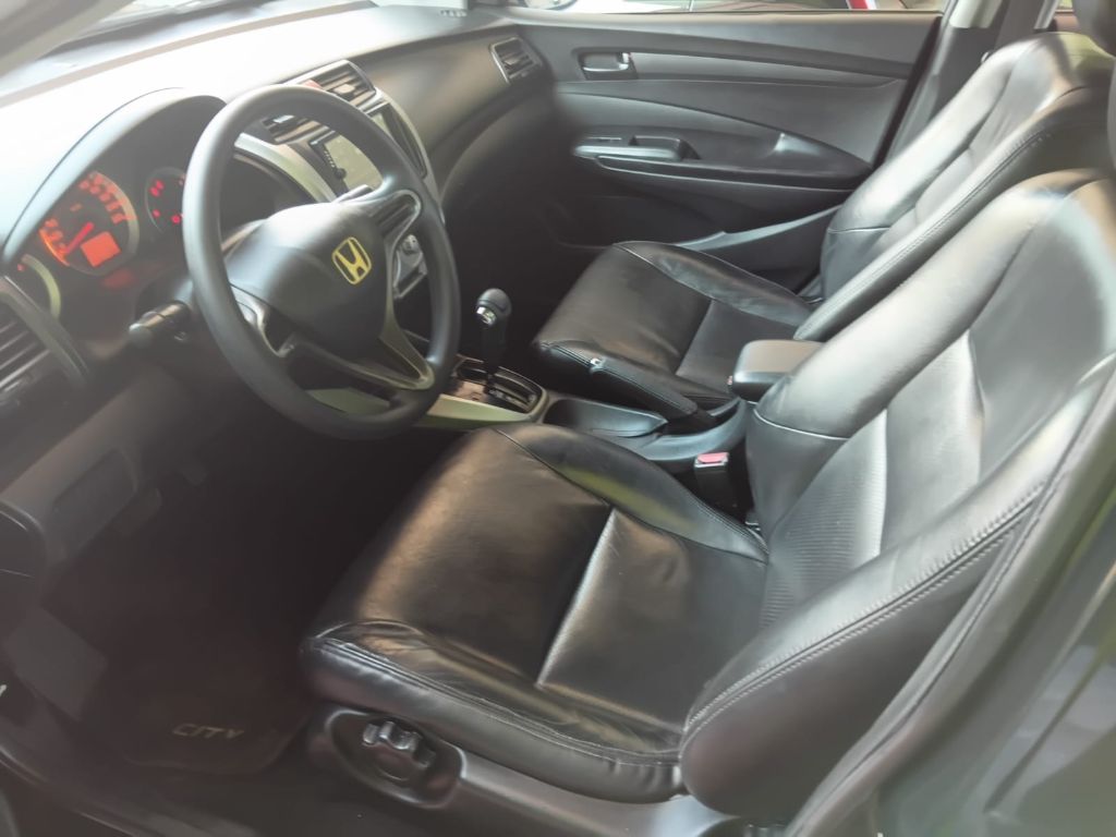 CITY Sedan DX 1.5 Flex 16V Aut. — foto 9