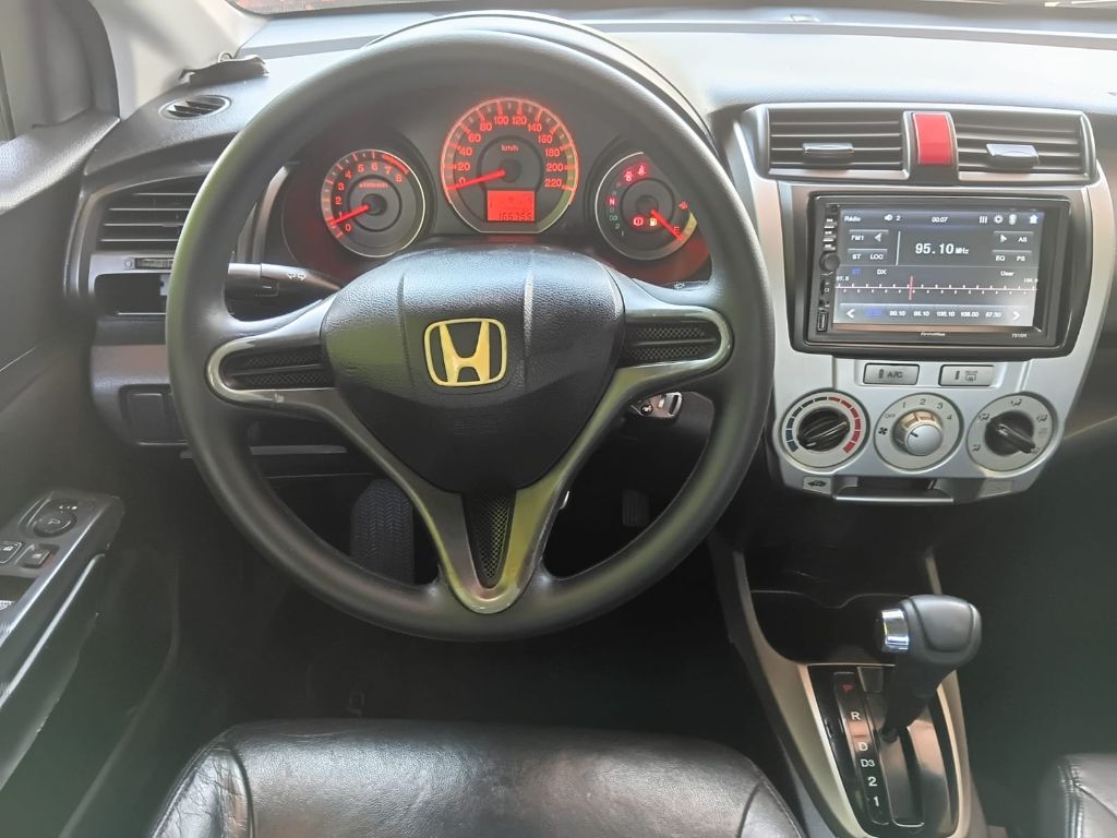 CITY Sedan DX 1.5 Flex 16V Aut. — foto 12