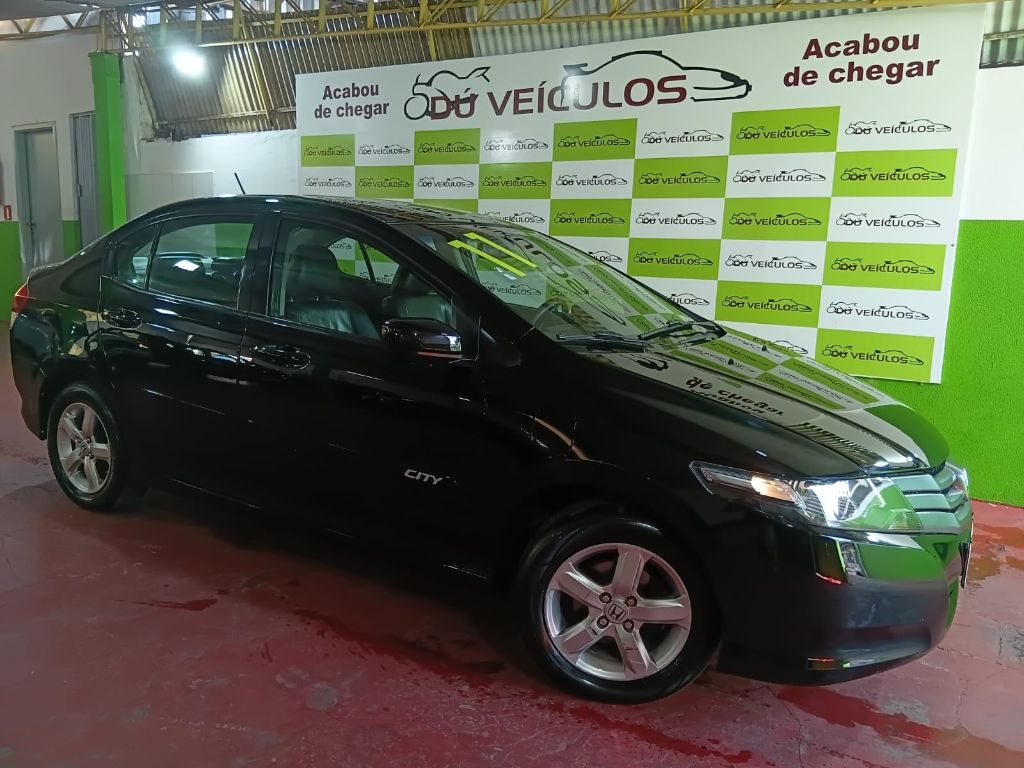CITY Sedan DX 1.5 Flex 16V Aut. — foto 1