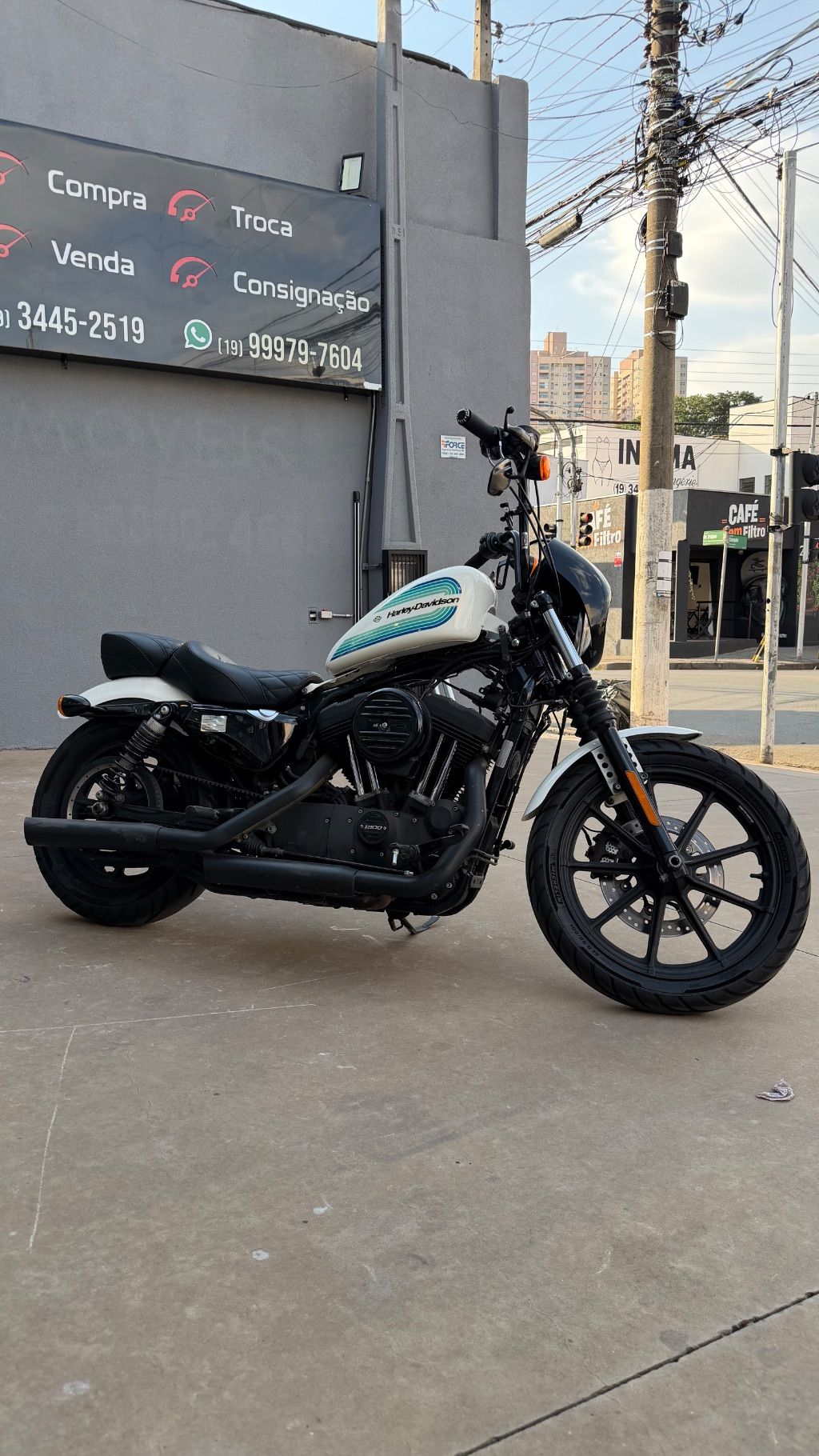 XL 1200NS SPORTSTER IRON — foto 4