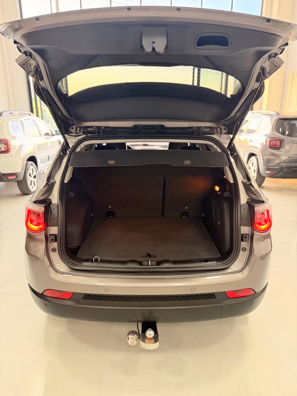 COMPASS LONGITUDE 2.0 4x2 Flex 16V Aut. — foto 6