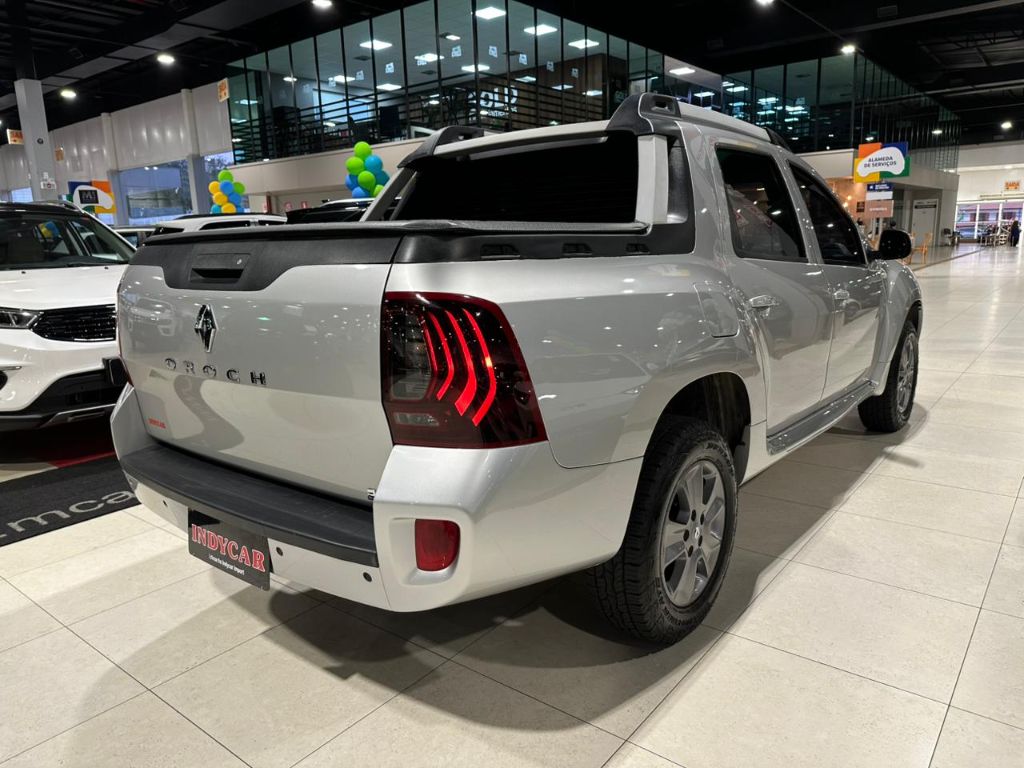 DUSTER OROCH Dyna. 2.0 Flex 16V Mec. — foto 6