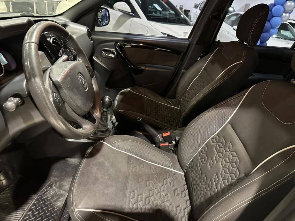 DUSTER OROCH Dyna. 2.0 Flex 16V Mec. — foto 18
