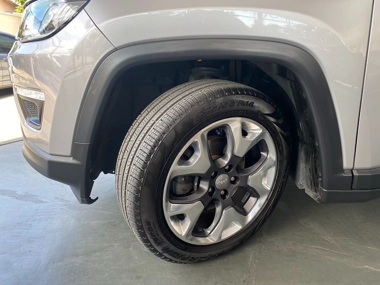 COMPASS LONGITUDE 2.0 4x2 Flex 16V Aut. — foto 16