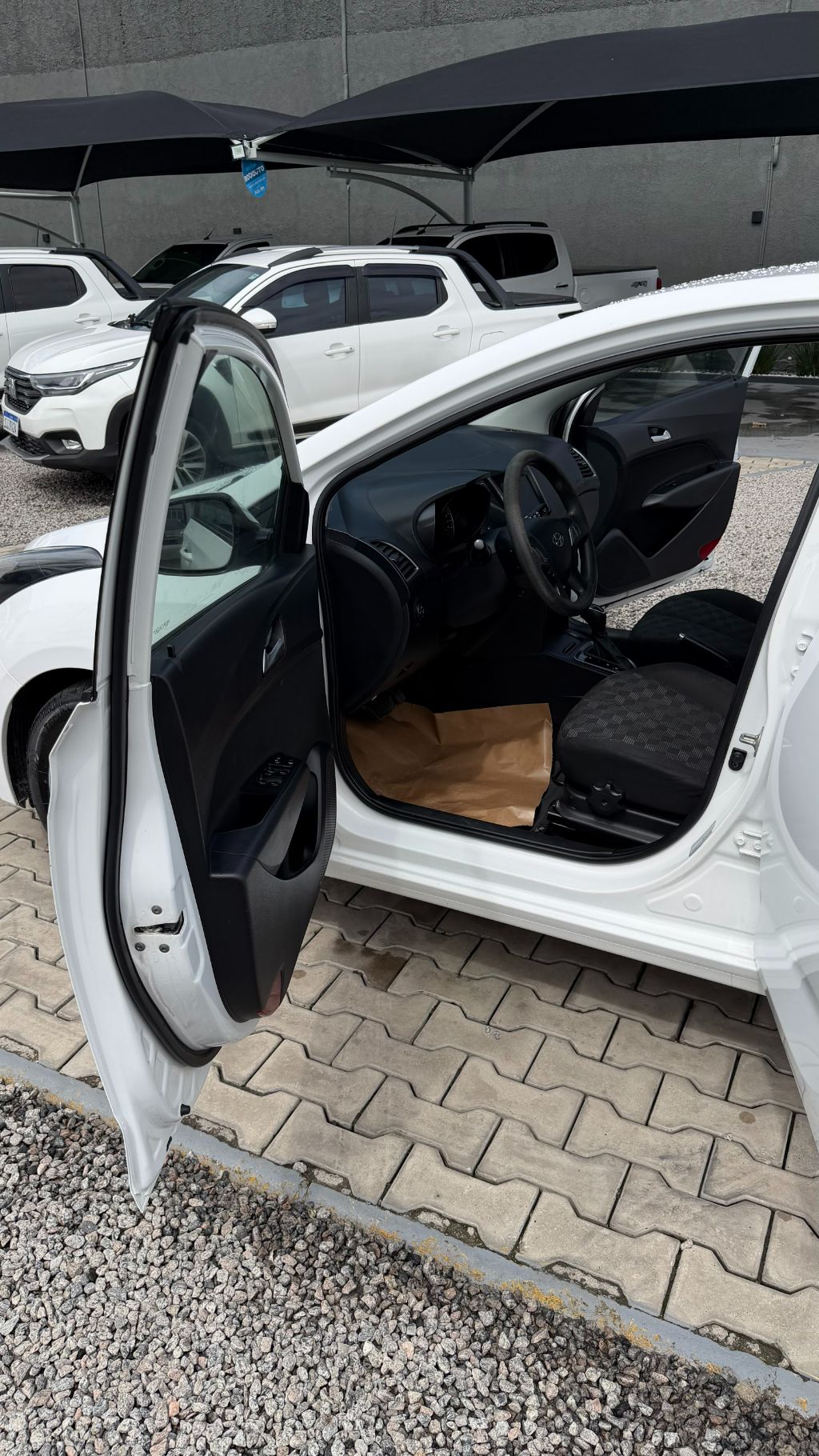 HB20 C.Style/C.Plus 1.6 Flex 16V Aut. — foto 9