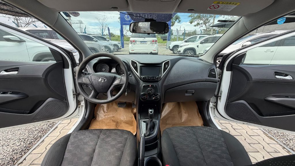 HB20 C.Style/C.Plus 1.6 Flex 16V Aut. — foto 6