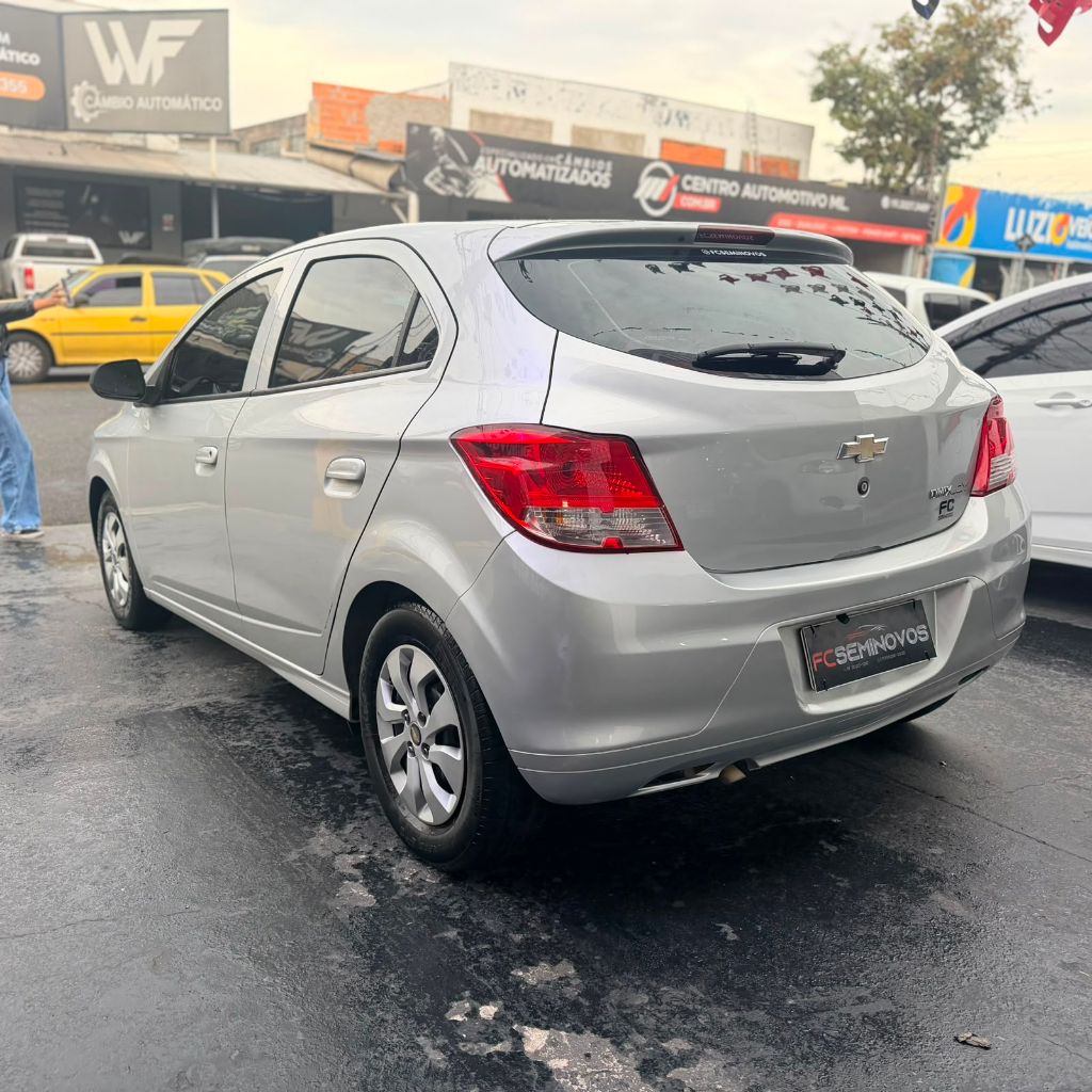 ONIX HATCH Joy 1.0 8V Flex 5p Mec. — foto 6