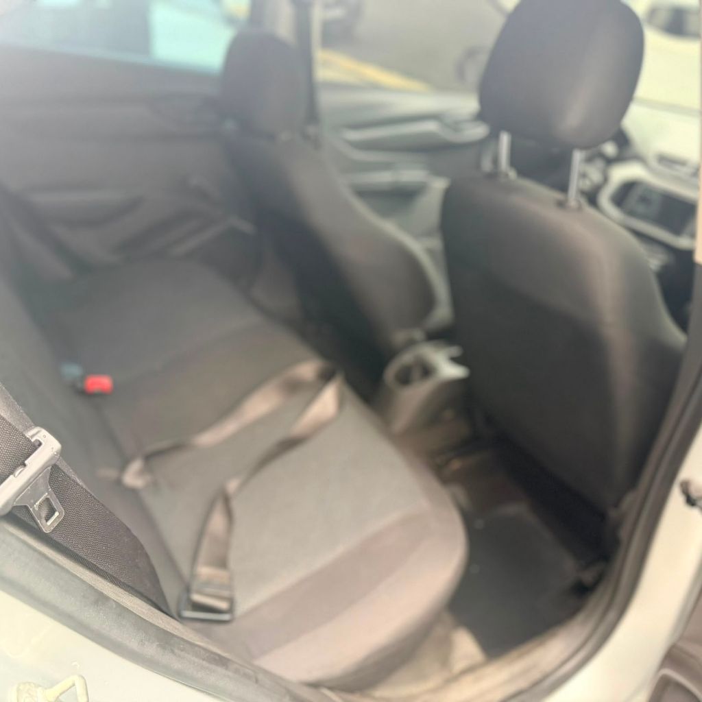 ONIX HATCH Joy 1.0 8V Flex 5p Mec. — foto 16