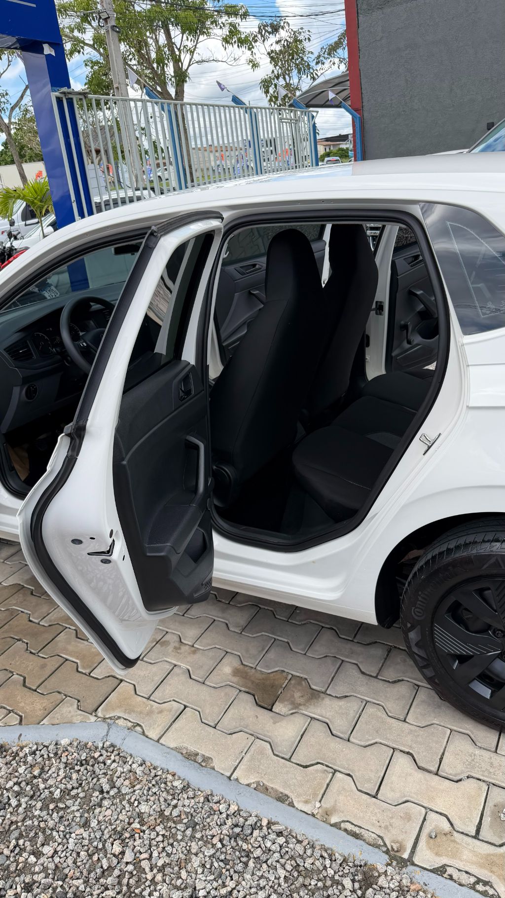 Polo Track 1.0 Flex 12V 5p — foto 12