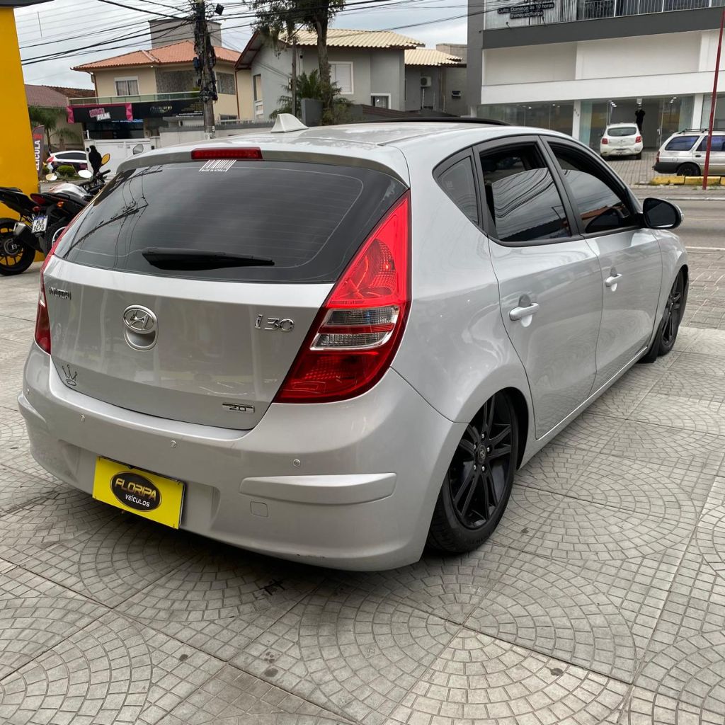 i30 2.0 16V 145cv 5p Aut. — foto 4
