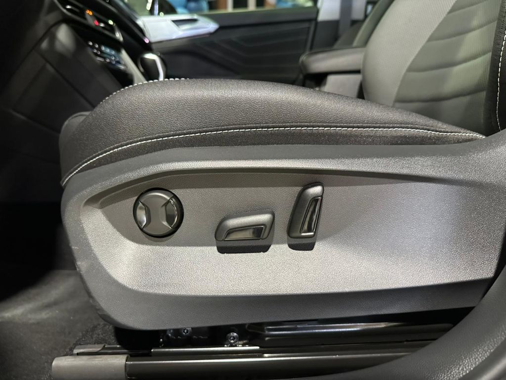 TAOS Highline 1.4 250 TSI Flex Aut. — foto 20