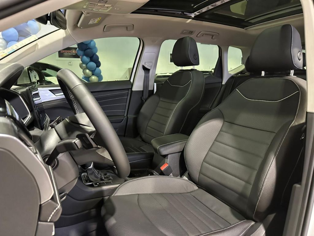 TAOS Highline 1.4 250 TSI Flex Aut. — foto 19