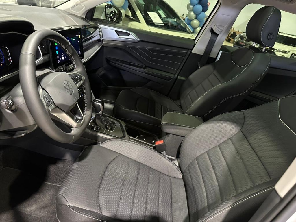TAOS Highline 1.4 250 TSI Flex Aut. — foto 18