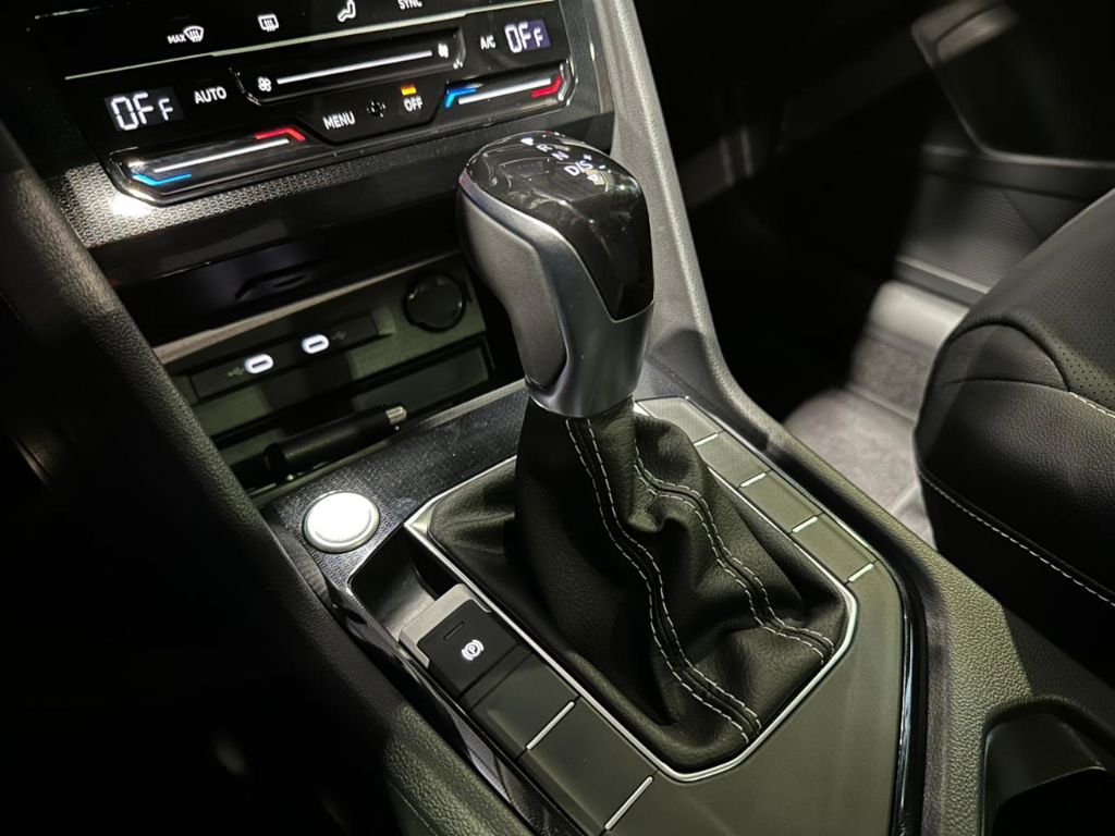 TAOS Highline 1.4 250 TSI Flex Aut. — foto 15