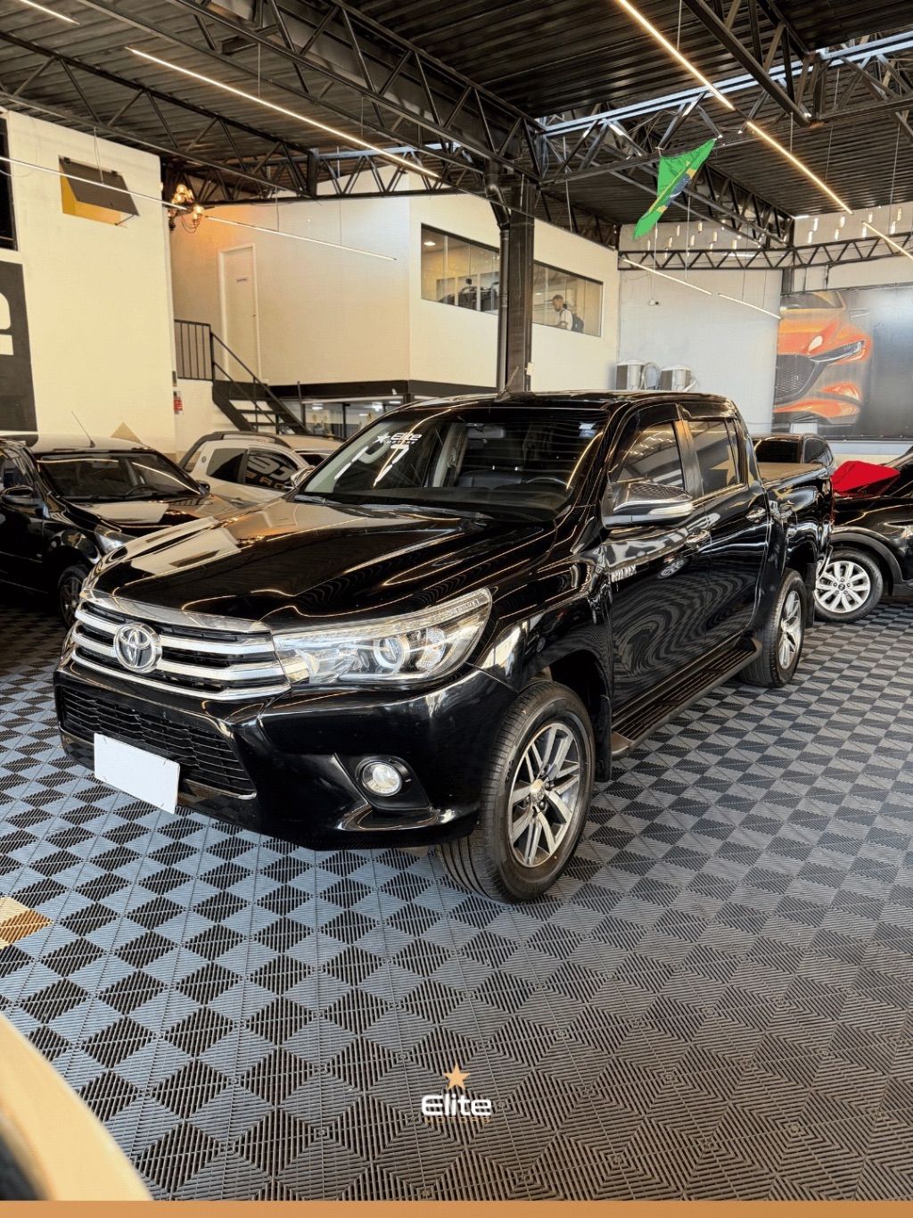 Hilux CD SRX 4x4 2.8 TDI 16V Diesel Aut. — foto 1