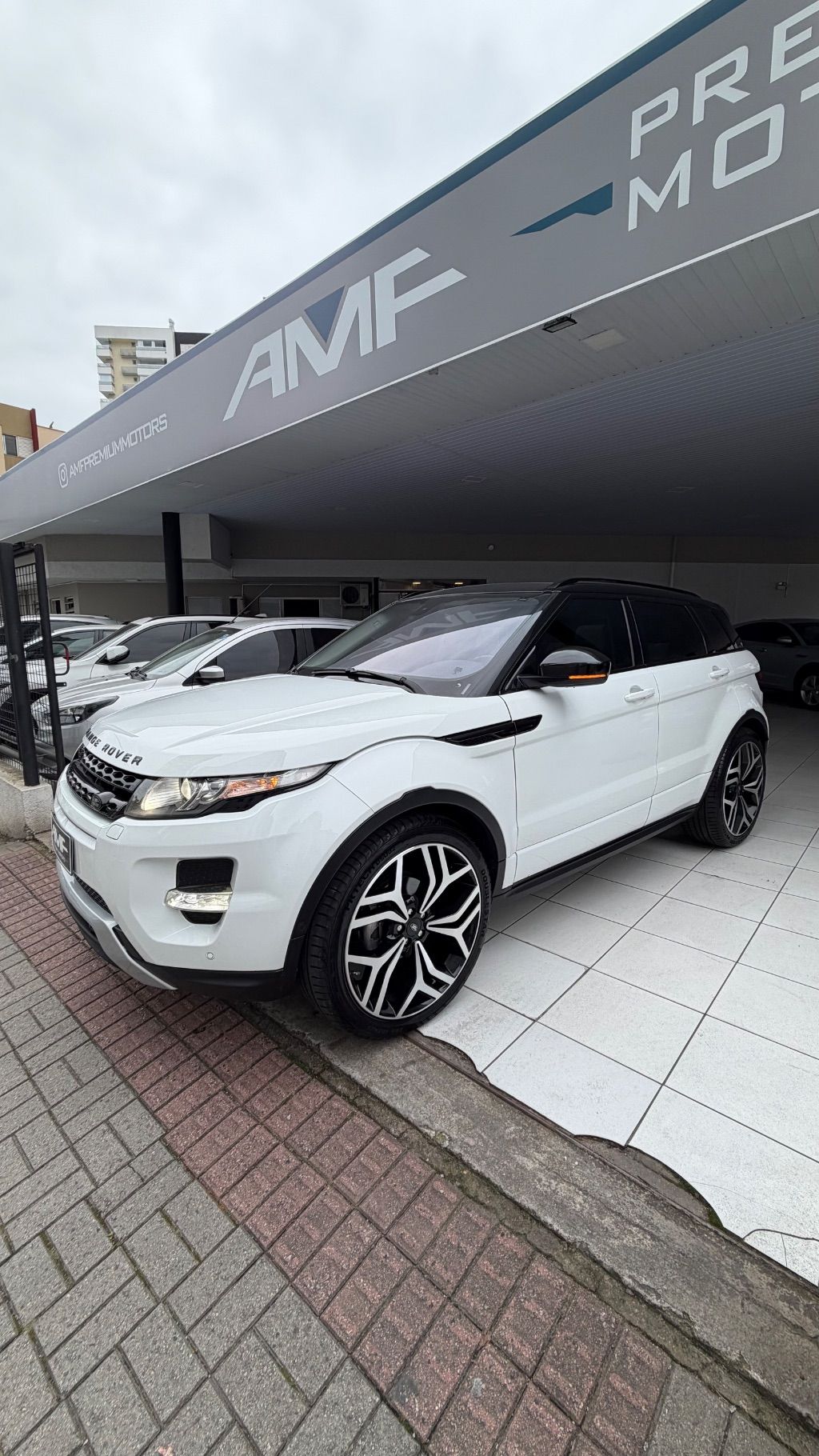 Range R.EVOQUE Dynamic 2.0 Aut 5p — foto 1