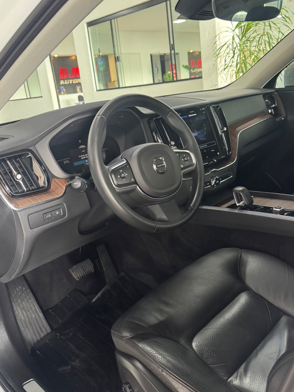 XC 60 T-8 Plus 2.0 AWD (Híbrido) — foto 6