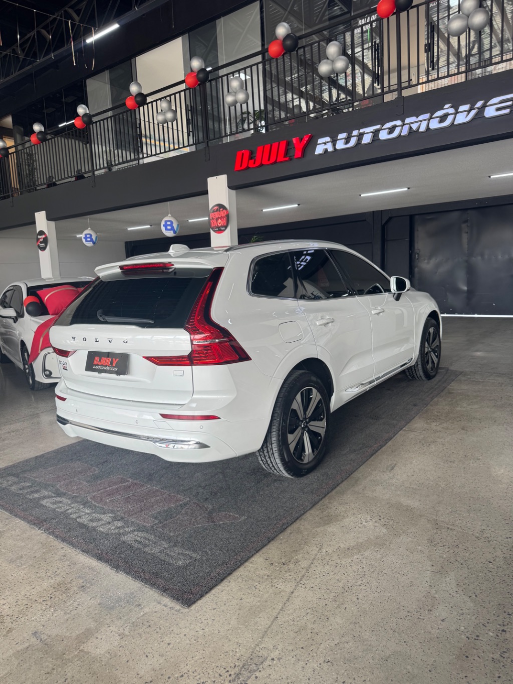 XC 60 T-8 Plus 2.0 AWD (Híbrido) — foto 8