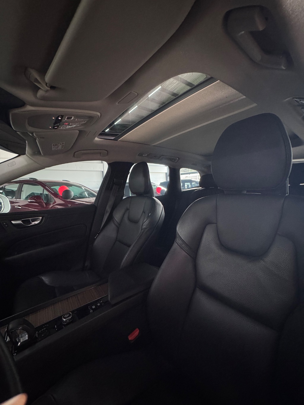 XC 60 T-8 Plus 2.0 AWD (Híbrido) — foto 4
