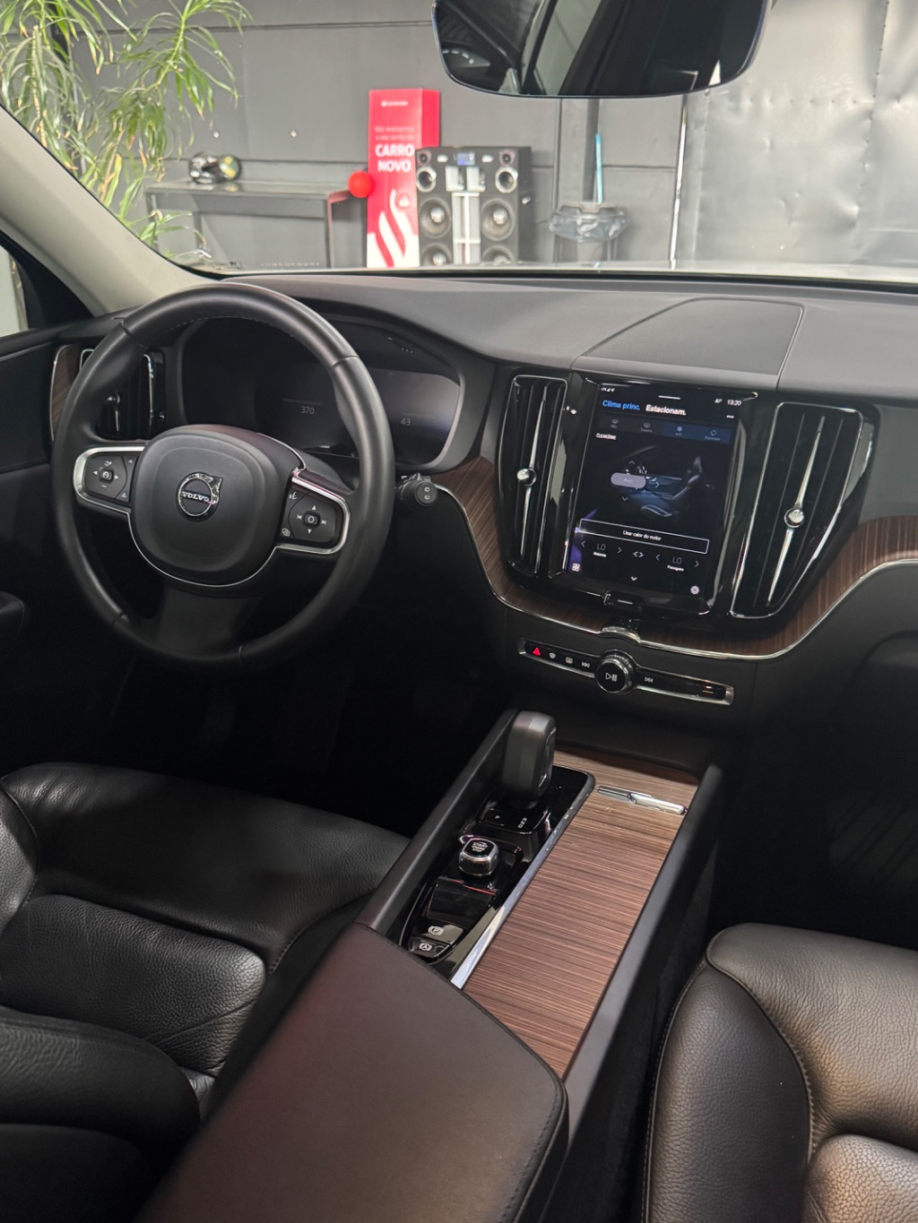 XC 60 T-8 Plus 2.0 AWD (Híbrido) — foto 5
