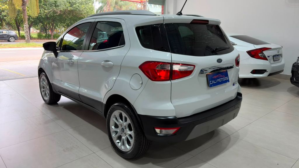 EcoSport TITANIUM 1.5 12V Flex 5p Aut.