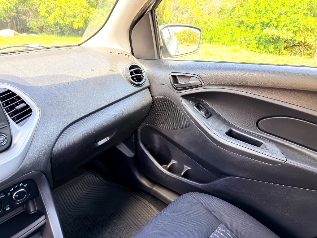 Ka 1.5 SE Plus 12V Flex 5p Mec. — foto 18
