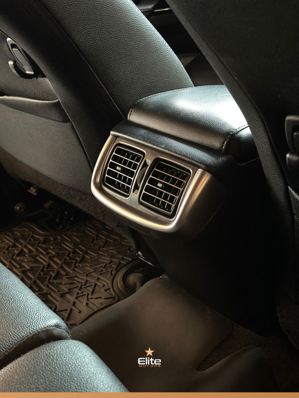 Hilux CD SRV 4x2 2.7 Flex 16V Aut. — foto 8