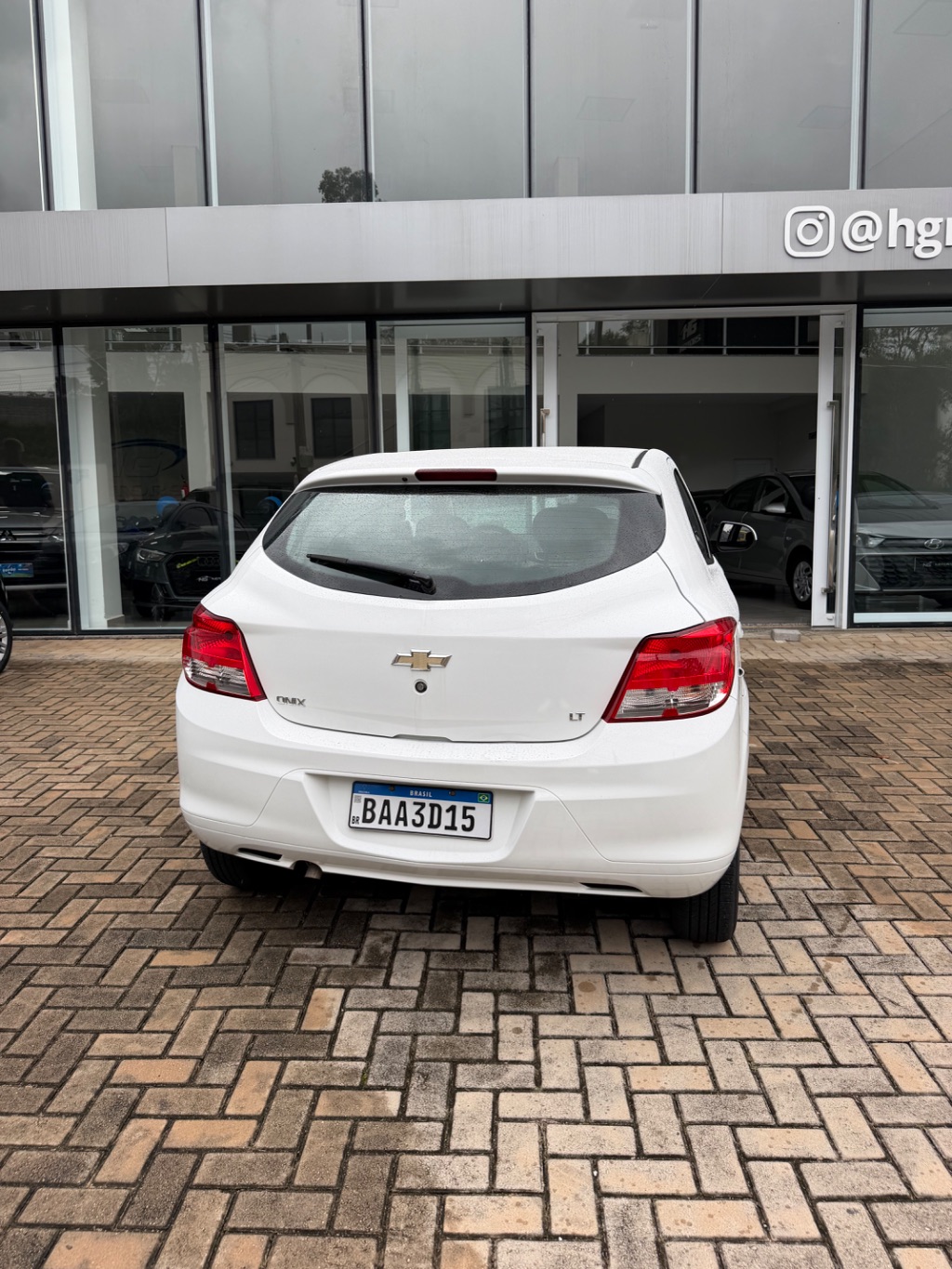 ONIX HATCH LT 1.0 8V FlexPower 5p Mec. — foto 11