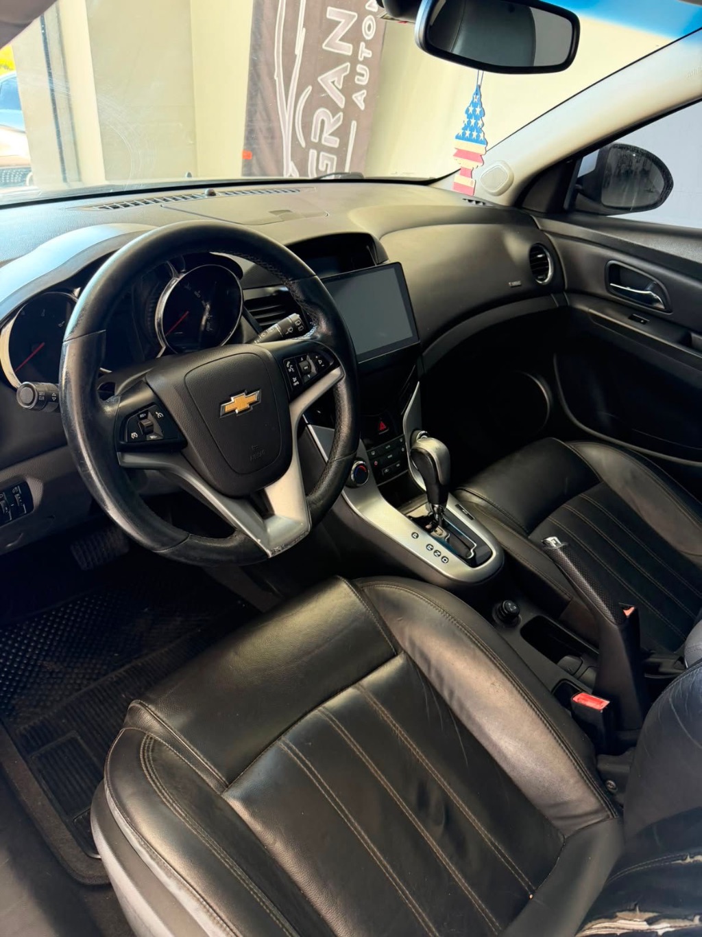 CRUZE HB Sport LTZ 1.8 16V FlexP. 5p Aut — foto 4