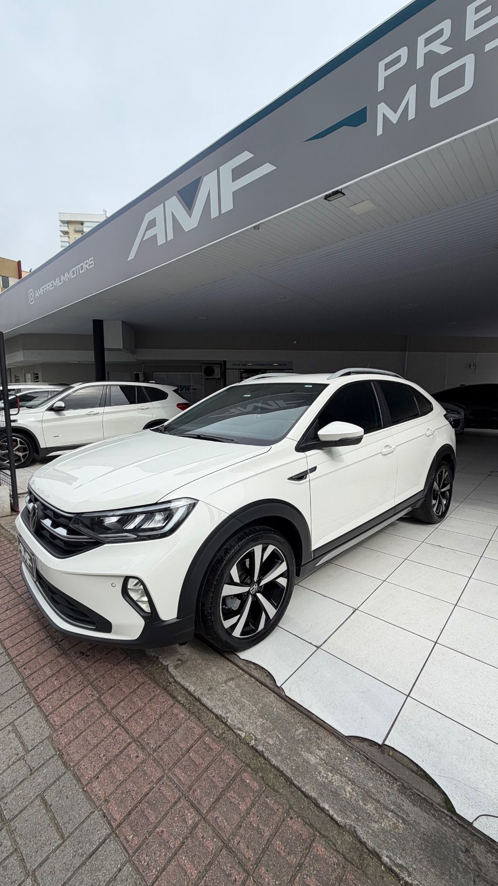 Nivus Highline 1.0 200 TSI Flex Aut. — foto 1