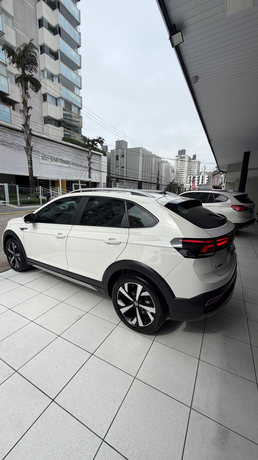 Nivus Highline 1.0 200 TSI Flex Aut. — foto 3