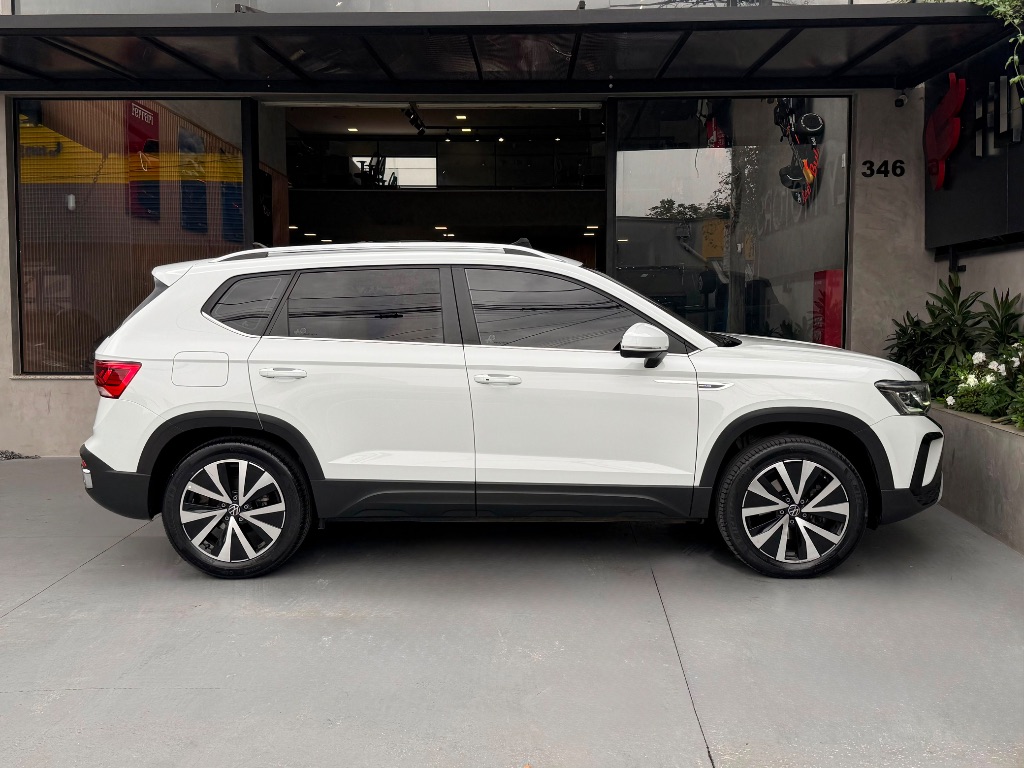 TAOS Highline 1.4 250 TSI Flex Aut. — foto 5