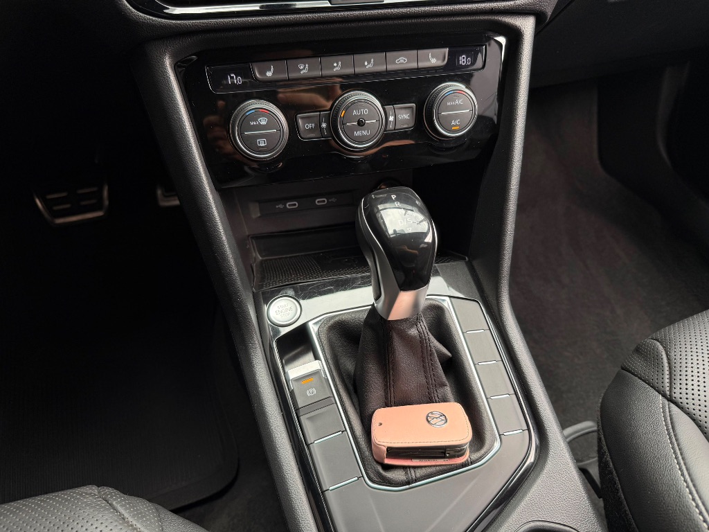 TAOS Highline 1.4 250 TSI Flex Aut. — foto 14
