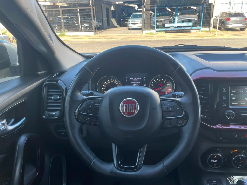 Toro Freedom 1.8 16V Flex Aut. — foto 9