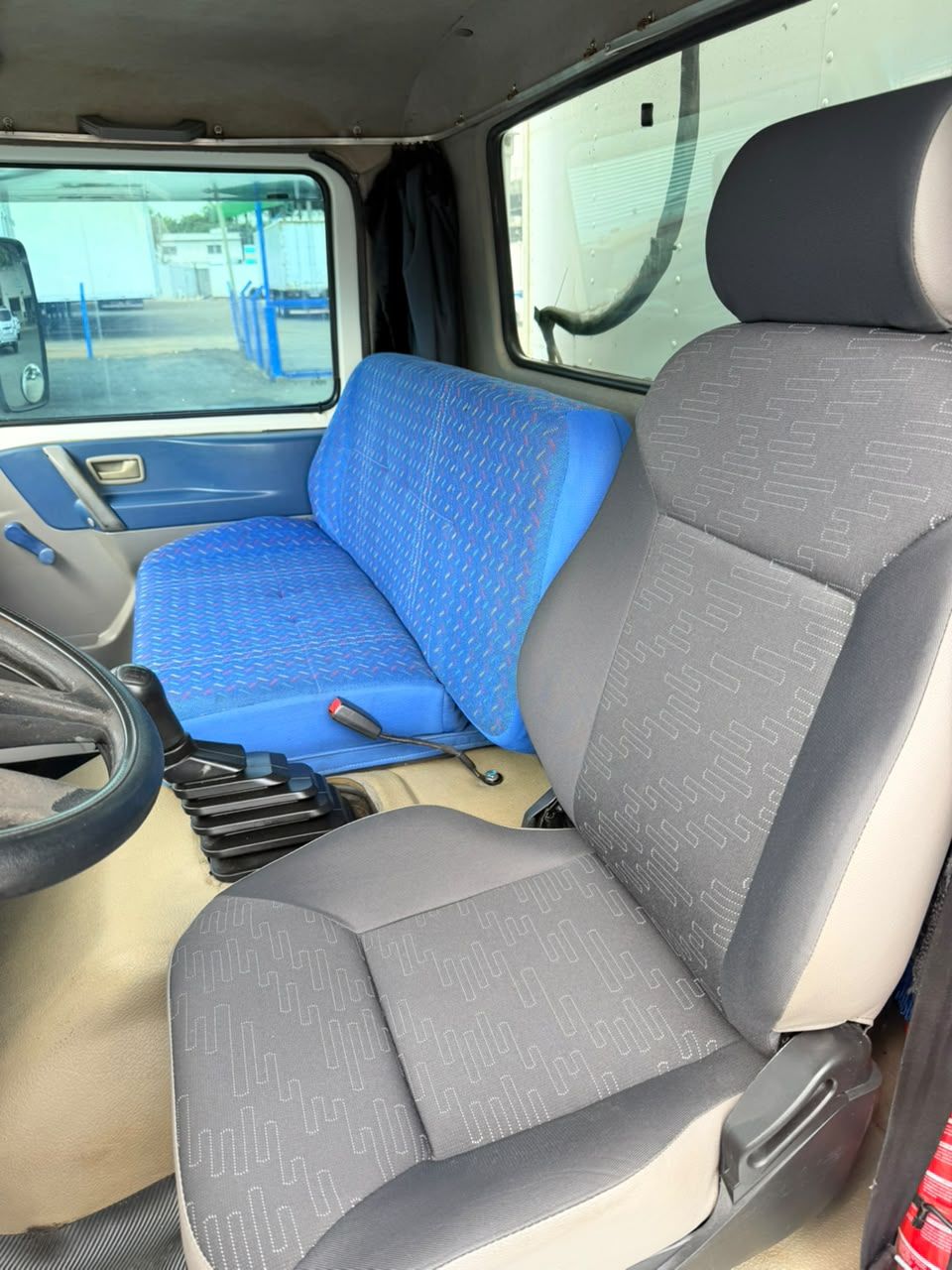 9-150 E Delivery 2p (diesel) — foto 9