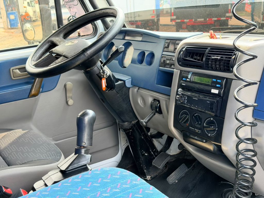 9-150 E Delivery 2p (diesel) — foto 8