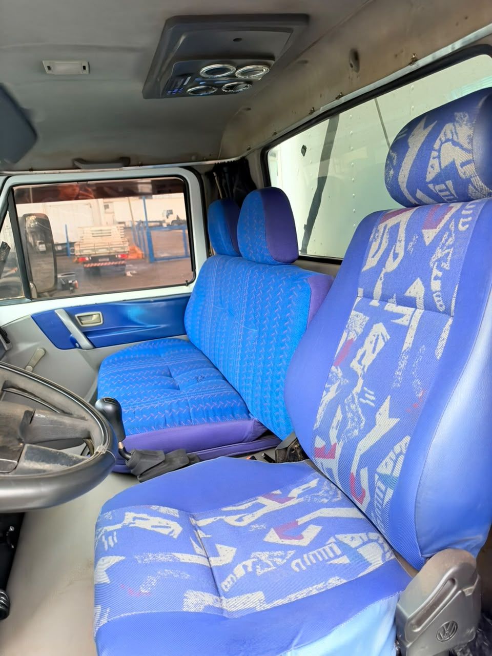 9-150 E Worker 2p (diesel) — foto 3