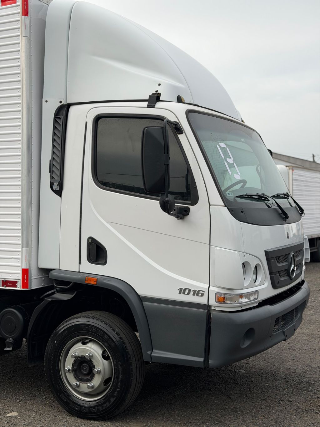 Accelo 1016 2p (diesel) (E5) — foto 3