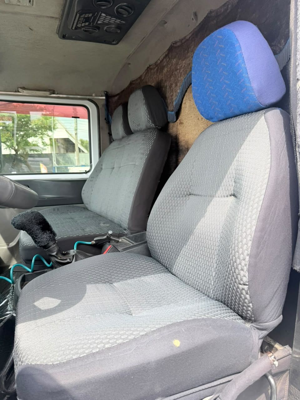 10-160 E Delivery 2p (diesel)(E5) — foto 8