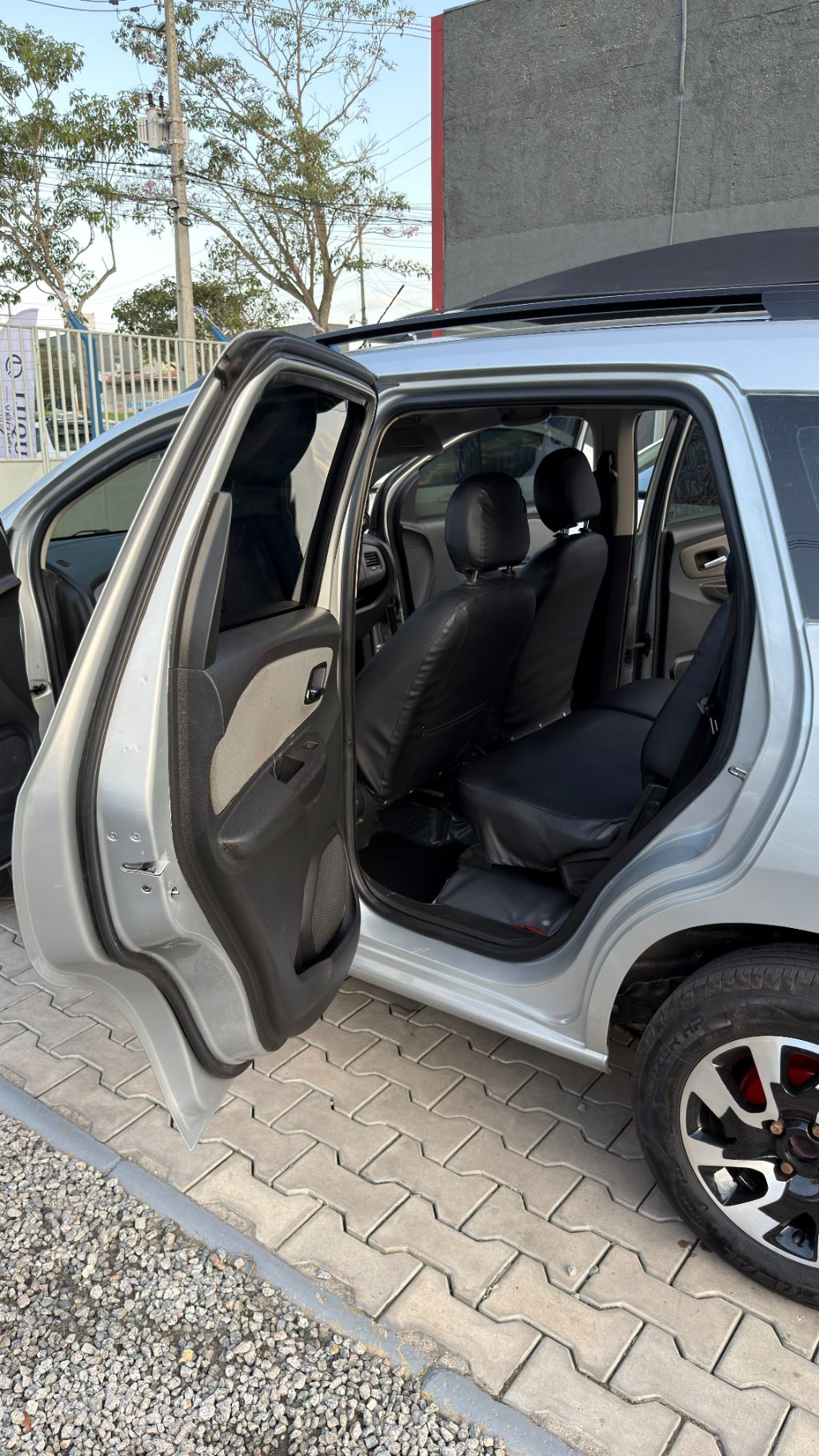 SPIN LTZ 1.8 8V Econo.Flex 5p Aut. — foto 13
