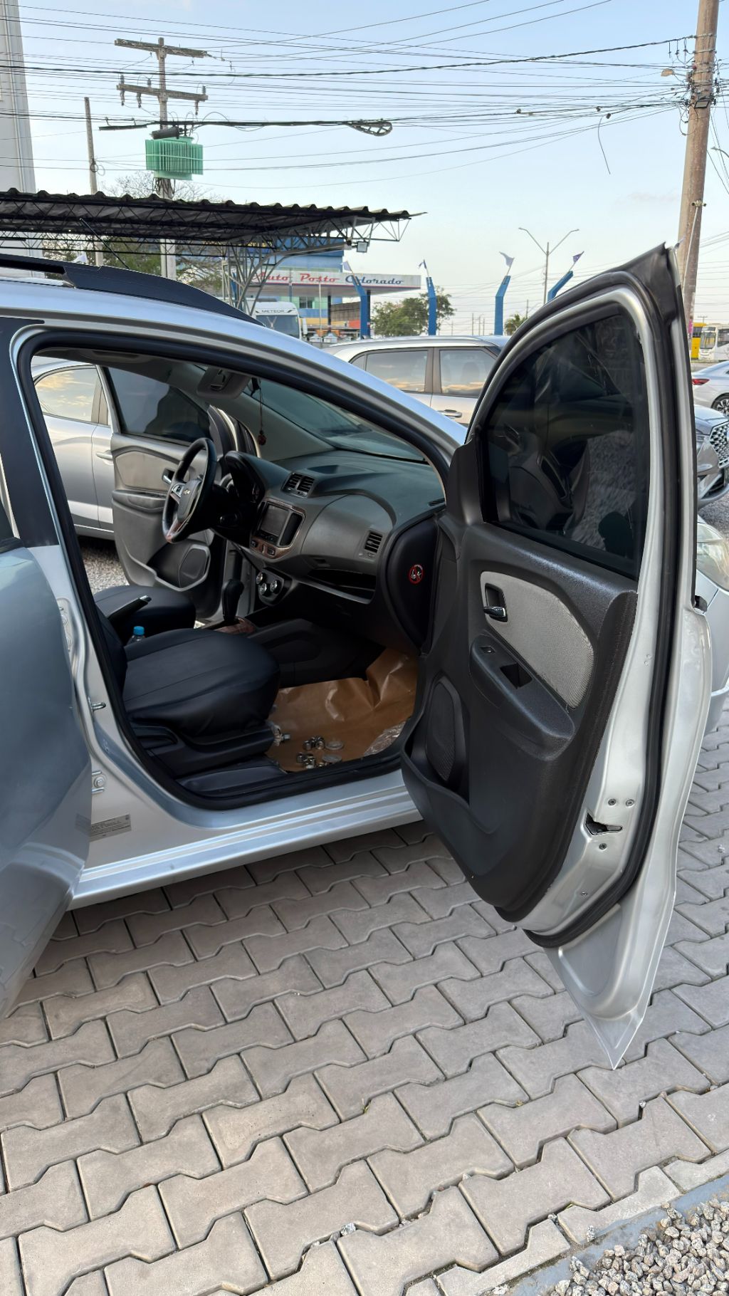 SPIN LTZ 1.8 8V Econo.Flex 5p Aut. — foto 12