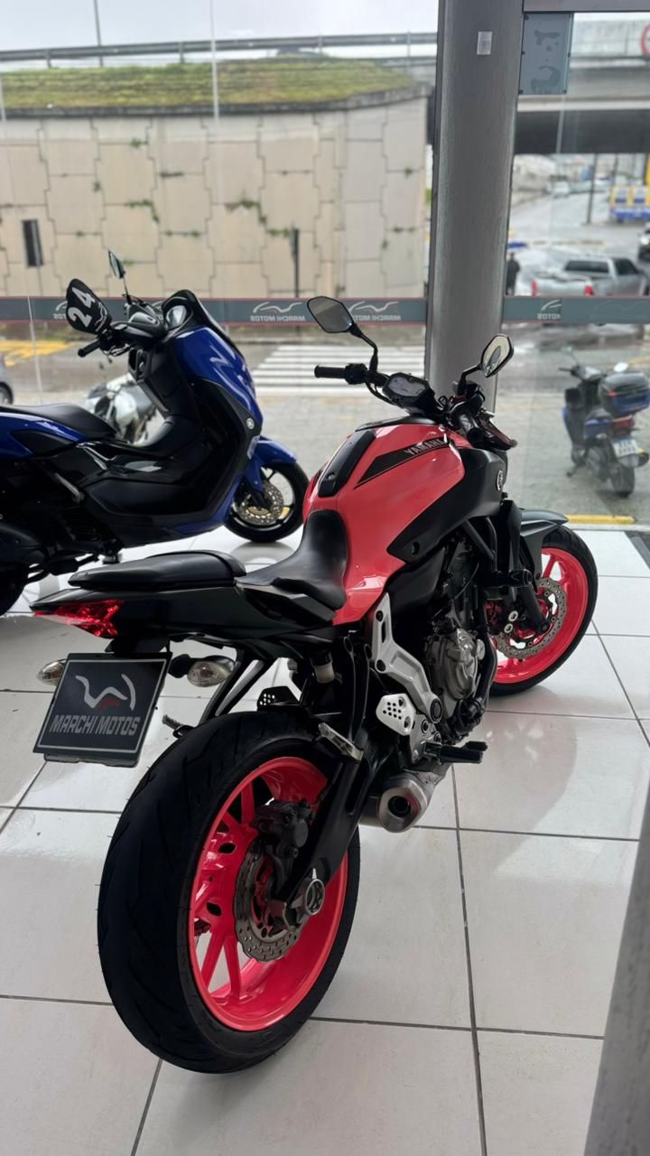 MT-07/MT-07 ABS 689cc — foto 2
