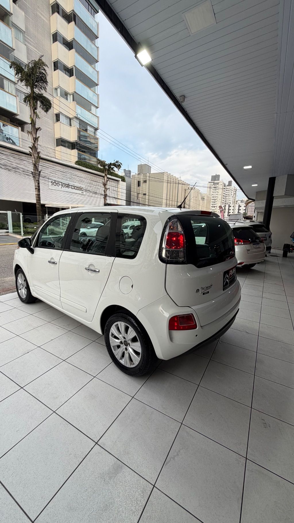 C3 Picasso Excl. 1.6 Flex 16V 5p Aut. — foto 3