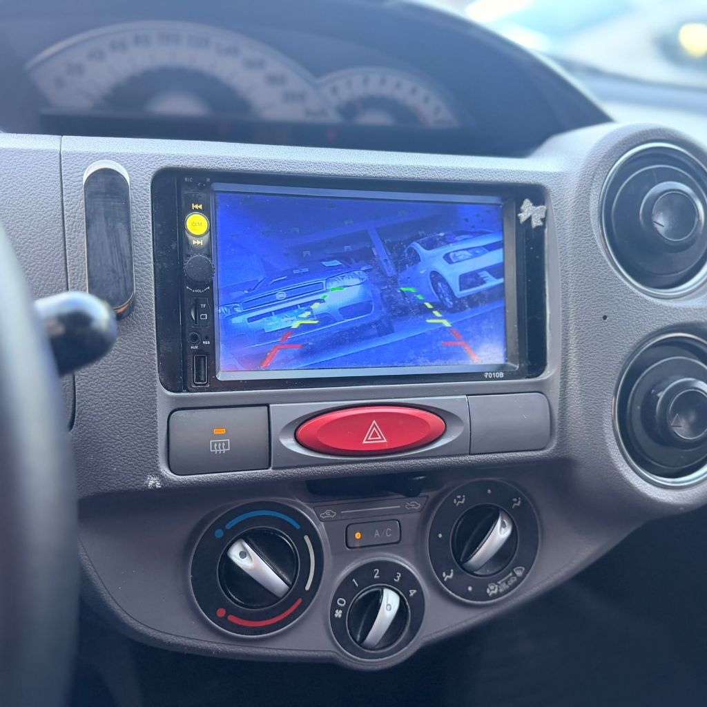 ETIOS XLS Sedan 1.5 Flex 16V 4p Mec. — foto 11