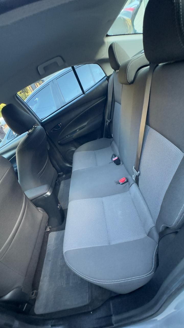 TOYOTA YARIS XL — foto 9