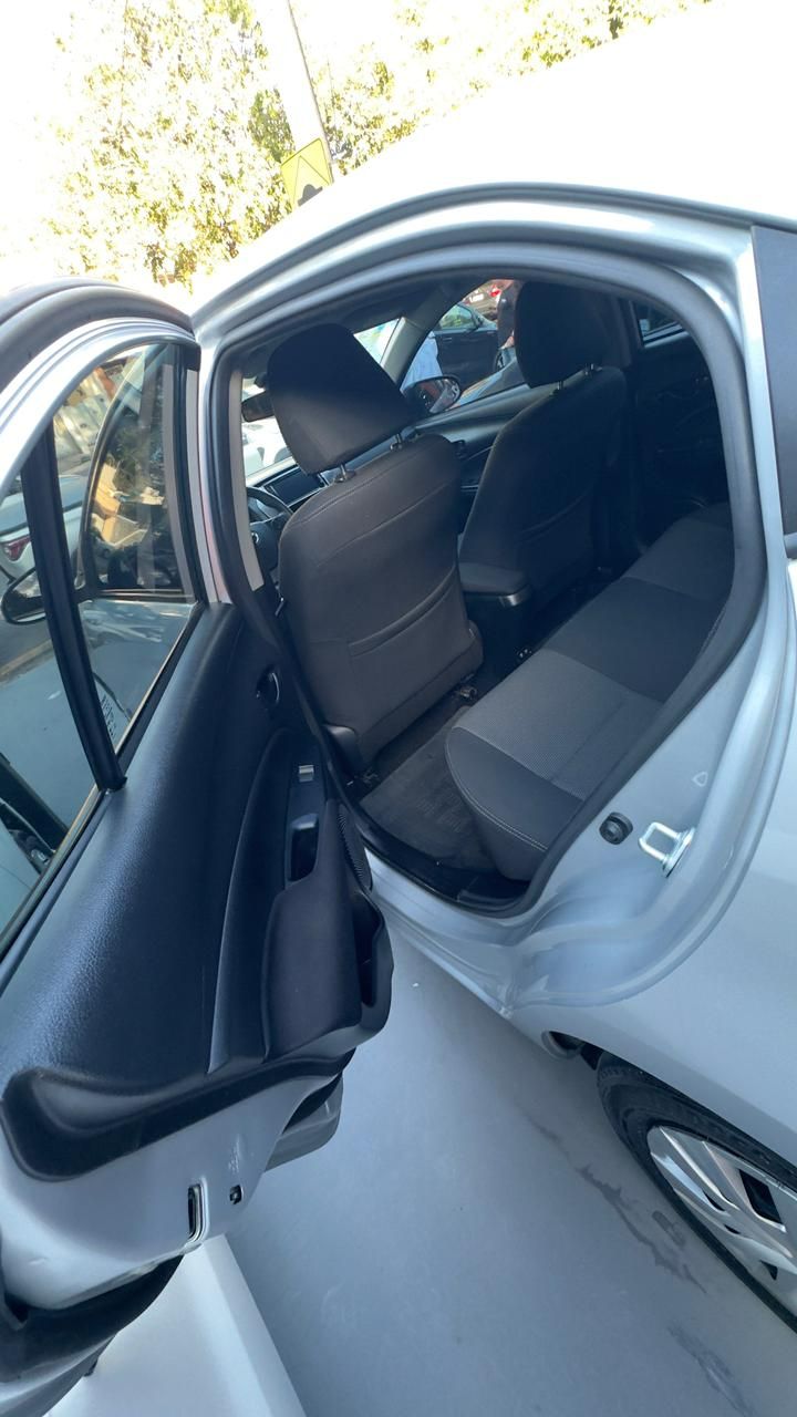 TOYOTA YARIS XL — foto 8